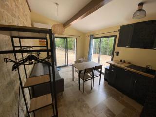Appartement de charme avec jaccusi - Vézénobres - 4