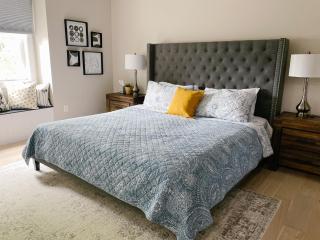 Inn On King Bed & Breakfast - 1