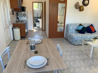Solenta - Sunny & Bright Apartment near Beach w Self CheckIN - Nečujam - 5