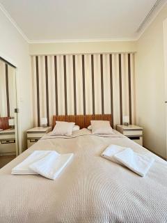 Madach square apartment - Budapest - 8