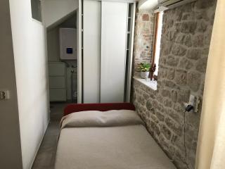 Figa Studio Apartman - Kaštela - 6