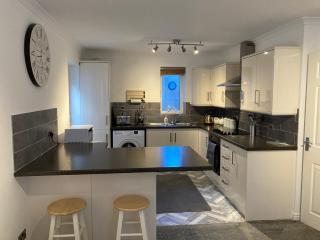 Modern 2 Bedroom Ground Floor Apartment with Parking Ripon City Centre - 6