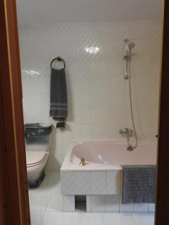 Precioso apartamento con sauna y terraza - Bas - 2