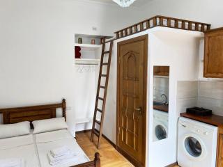 Pretty House - Tbilisi - 7