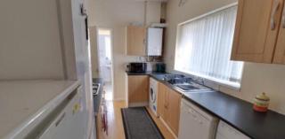 Cosy House Relaxing Rooms close to all amenities - - 4
