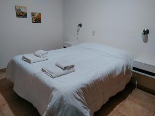 Departamento de categoría ubicado en microcentro para cuatro personas con cochera incluida - San Rafael - 2