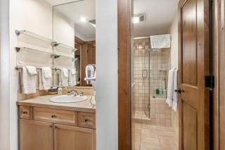 1 Bedroom Antlers Vacation Rental With Incredible Slopeside Views And Just A Short Walk To Gondola And Lionshead Village - Vail - 2