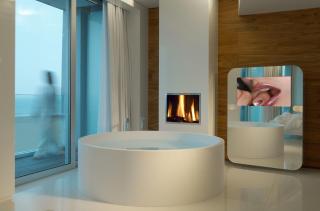 i-Suite Hotel - 8
