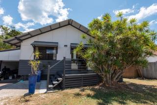 Bomburra 6 - Rainbow Beach - 8