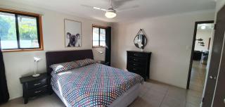 Bomburra 6 - Rainbow Beach - 1