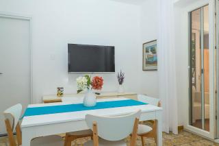 Villa Trani - close to the beach & beautiful garden - 2