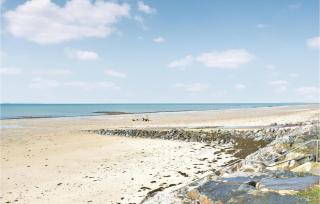 Nice Home In Créances With Wifi - 3