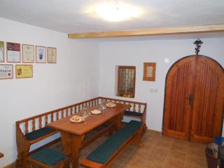 Vojtěch Jestřáb - rodinné vinařství - 7