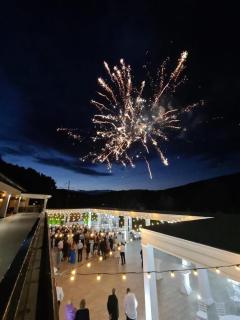 Premier Resort - 3