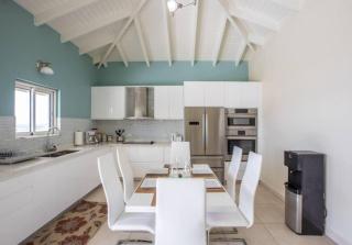 Charming 3-Bed Villa in Maho - Cupecoy - 2