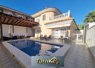 4 Bedroom Villa Private Pool Punta Prima - Torrevieja - 0