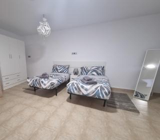 4 Bedroom Villa Private Pool Punta Prima - Torrevieja - 7