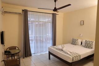Merry Villa Hotel & Apartments - Mombasa - 4