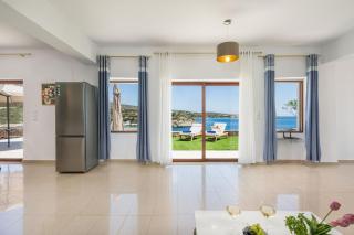 SeaWave Villa II, By Hellocrete - Marathi - 1