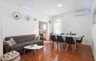 Beautiful Apartment In Kastel Sucurac - Kaštela - 7