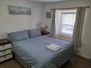 Globe Guesthouse - Burry Port - 9