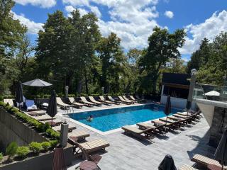 The Residence Hotel & Cottages - Kojori - 1