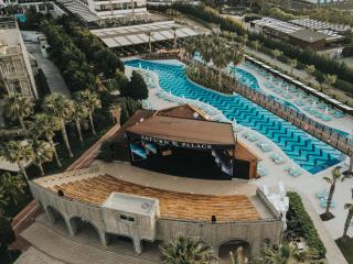 Saturn Palace Resort - 4