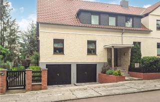 Awesome Apartment In Bernburg With Wifi - 2