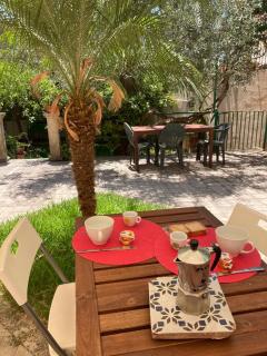House with Garden - 4