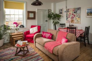 Coastguards Beach House - Camber - 4