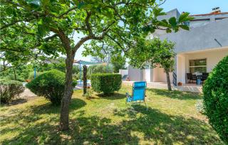 0-Bedroom Apartment In Porec - 2