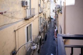 Stay in Naples Flats Santa Chiara - Naples - 7