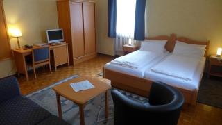 Central-Hotel Greiveldinger - Perl - 4