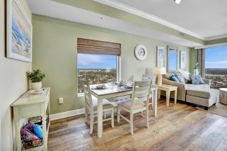 Million Dollar Views, Stunning Beachfront Property - 3