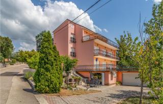 Cozy Apartment In Smrika With Wifi - Šmrika - 9
