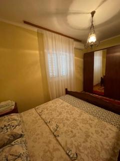 Tivat 2 Bedroom Apartment with Garden and Sea View - Tivat - 5