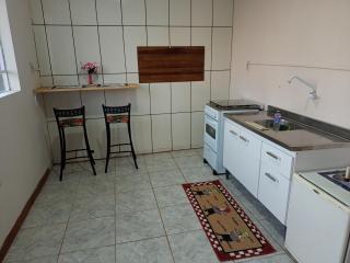 Apartamento com churrasqueira, ótima localização. - 1