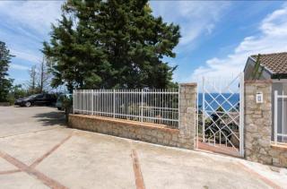 Villa's apartment on the beach, swimming pool A/C - 3