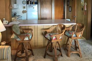 Colonial Condo 305 - 7