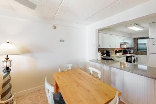 English Towers 407 - 6