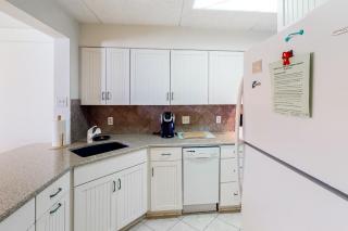 English Towers 407 - 3