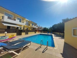 Kambi Gardens 3, two bedrooms semi detached house - Khlorakas - 0