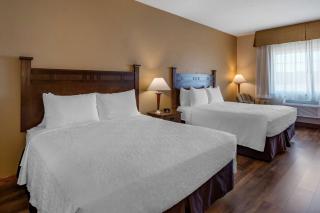 Best Western Desert Inn - West Yellowstone - 3