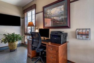 Best Western Desert Inn - 4