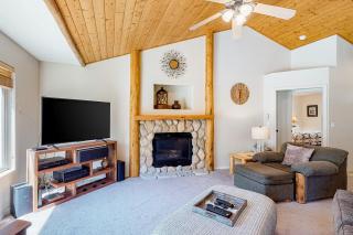 Bachelor Sunshine Retreat - Sunriver - 9
