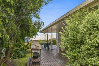 SeaEsta Room for all the Family - Apollo Bay - 2