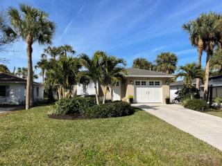 Sanctuary Home Naples-Luxury Beach House with Private Pool and Oasis! - 1