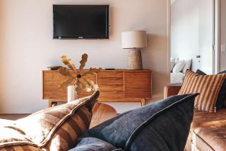 BAY PROPERTIES . The Chill - 5