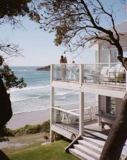 BAY PROPERTIES . Beach House Studio - 8