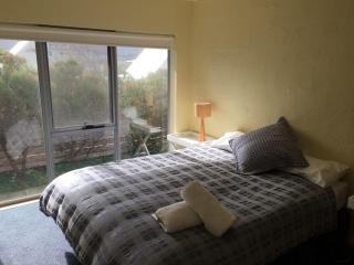 Butter Factory 11 - Apollo Bay - 1